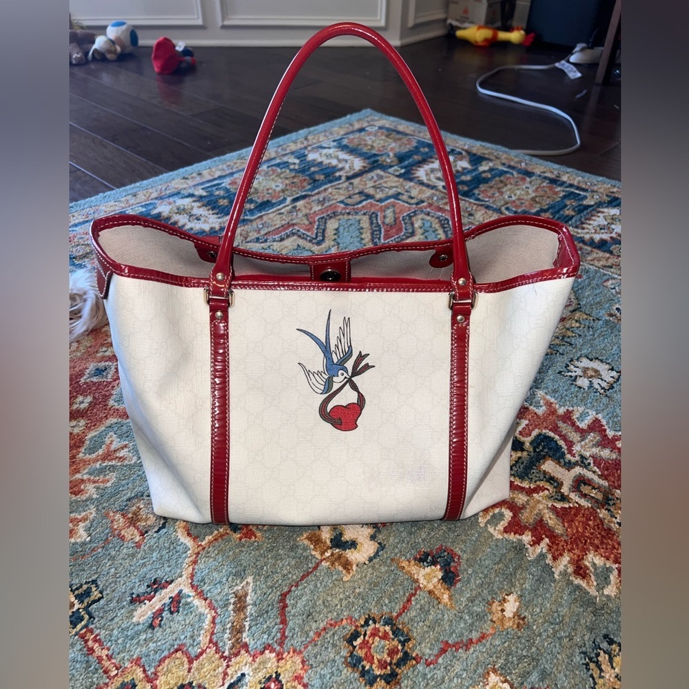 Gucci Supreme Tattoo Heart Tote Bag – Limited Edition 2008 GG Canvas Red Trim - Picture 5 of 16